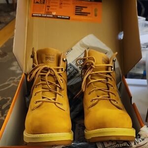 Timberland PRO Men's Yellow Lace-Up Boots Wide Width *sold*